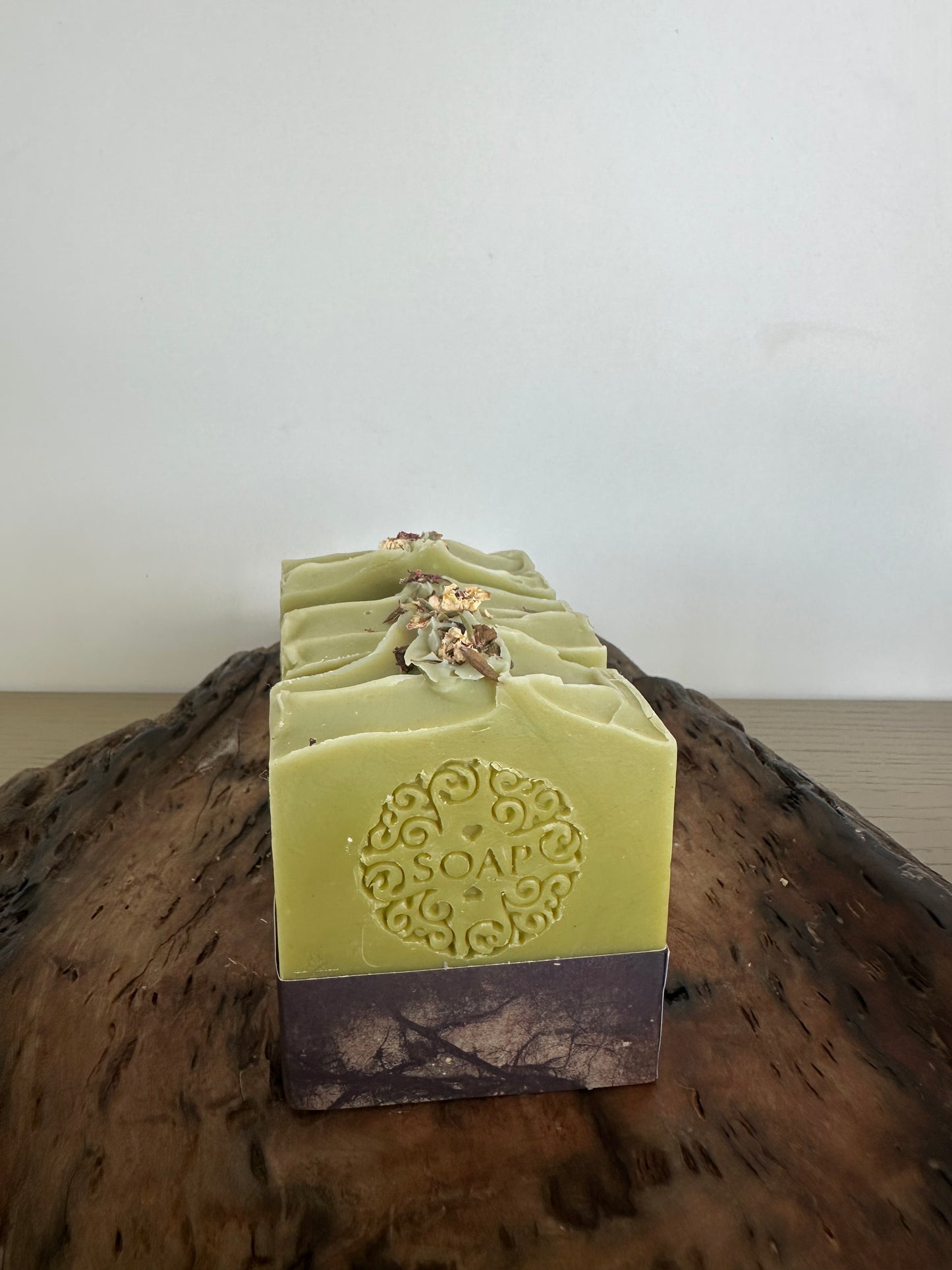 soap - green clay               patchouli & eucalyptus