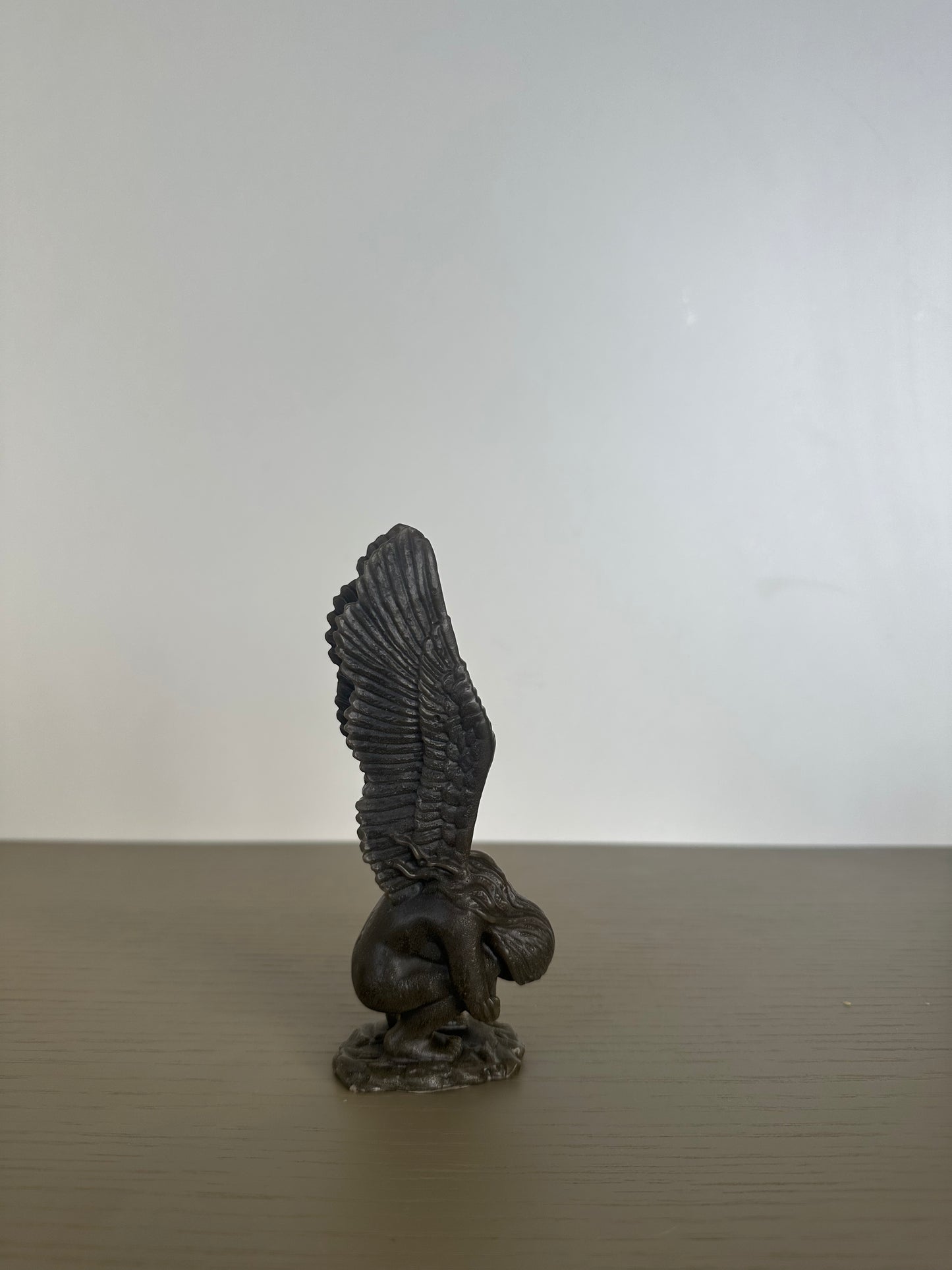 fallen angel black - beeswax candle