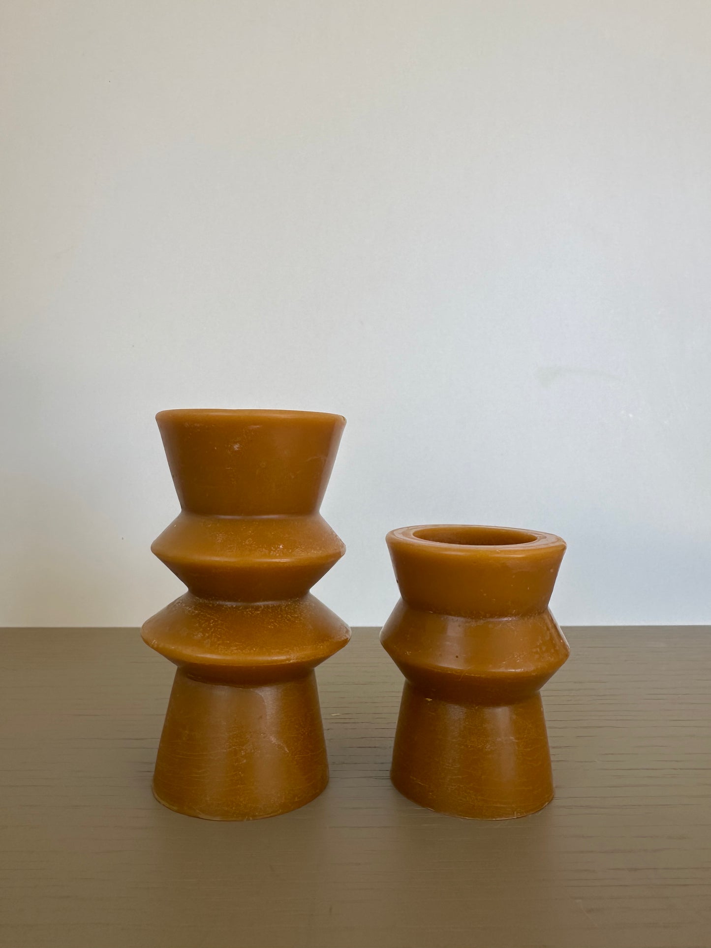 candle stand beeswax single tier