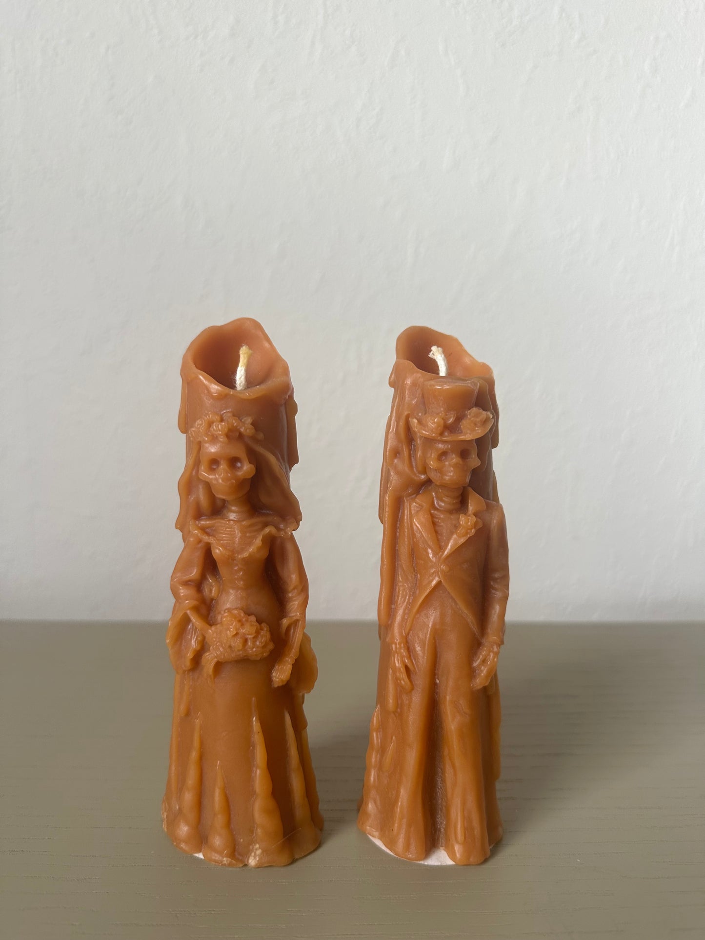 mexican catrina day of the dead - beeswax candle